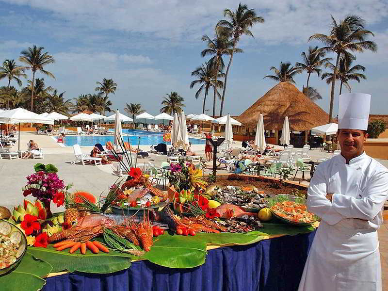 Sunbeach Hotel & Resort Bakau Ngoại thất bức ảnh