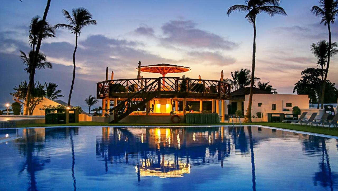 Sunbeach Hotel & Resort Bakau Ngoại thất bức ảnh