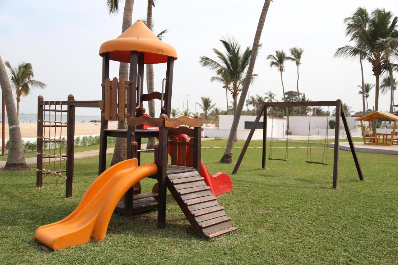 Sunbeach Hotel & Resort Bakau Ngoại thất bức ảnh