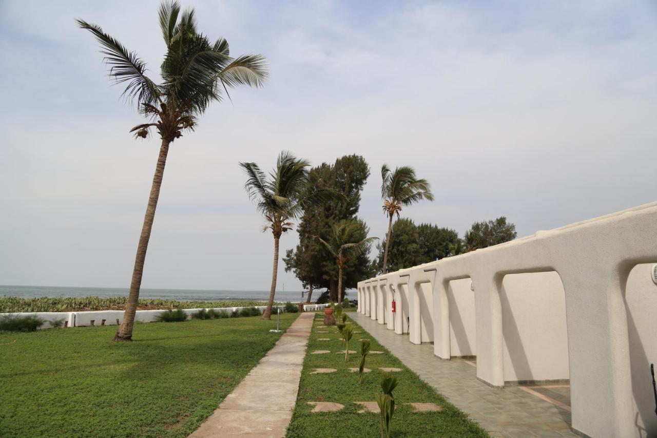 Sunbeach Hotel & Resort Bakau Ngoại thất bức ảnh